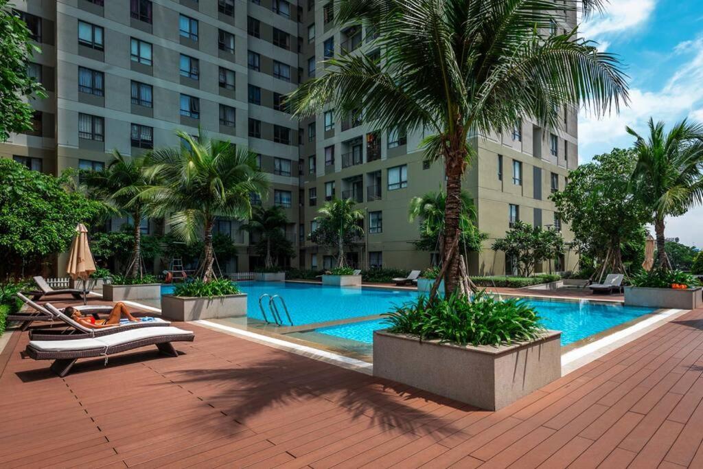 Apartment Masteri Thaodien Near Landmark 81 2brs