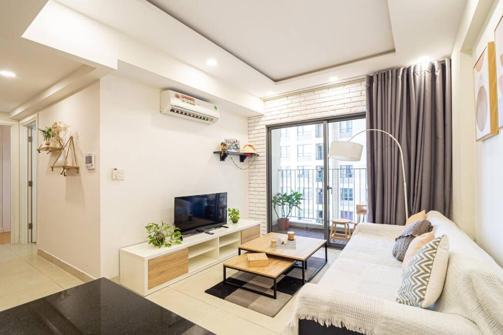 Masteri Thaodien Near Landmark 81 2brs Ho Chi Minh City
