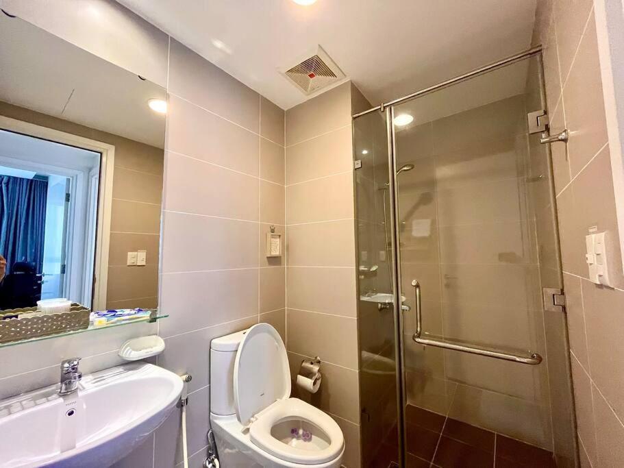 Masteri Thaodien Near Landmark 81 2brs Ho Chi Minh City